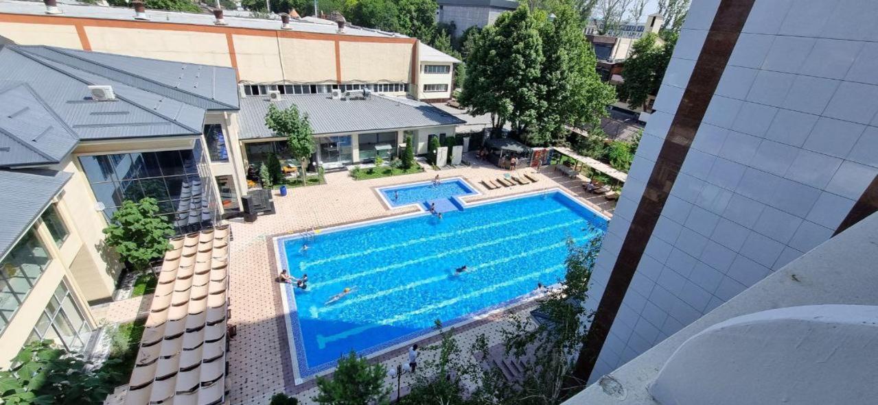 Ziyorat Luxury Hotel Fergana Exterior foto